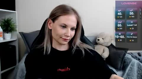 Naomi online show from June 2026 05:49:02 AM