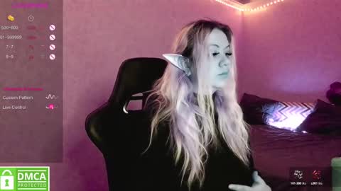 Snapshot of sunny_mood chatting on February 2025 04:32:01 PM sunny mood online show from February 2025 04:32:01 PM