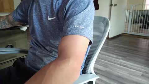 Snapshot of sunny_valentine chatting on October 2025 08:47:01 PM sunny valentine online show from October 2025 08:47:01 PM