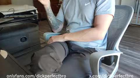 Snapshot of sunny_valentine chatting on November 2025 02:27:01 PM sunny valentine online show from November 2025 02:27:01 PM