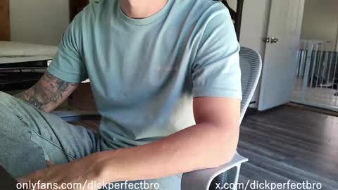 Snapshot of sunny_valentine chatting on November 2025 03:01:02 PM sunny valentine online show from November 2025 03:01:02 PM