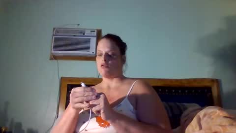 Sunnie online show from December 2024 04:55:02 AM