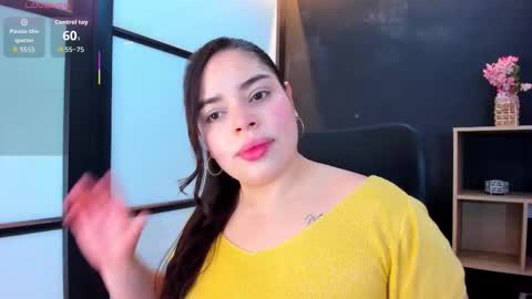 Sunny online show from October 2025 12:47:01 PM