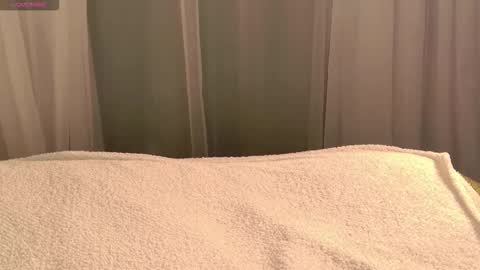 Snapshot of sunnyrisha chatting on October 2025 05:19:01 AM Risha online show from October 2025 05:19:01 AM