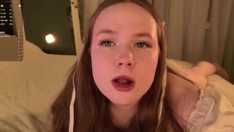 Snapshot of sunnyrisha chatting on November 2025 05:18:01 AM Risha online show from November 2025 05:18:01 AM