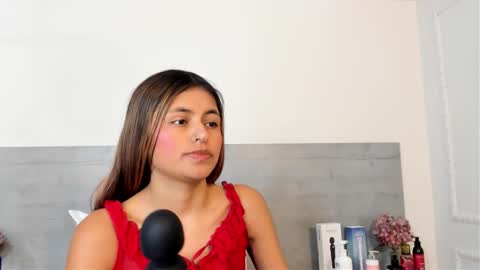 sunnywhitee online show from March 2026 07:24:02 PM