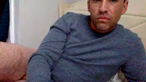 sunrise5555 online show from March 2026 10:20:01 PM