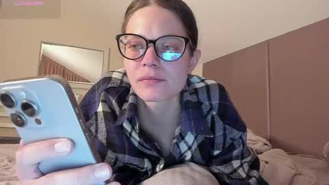 Effie Beautiful girl and Sunsay lucky boy online show from April 2026 04:34:01 PM