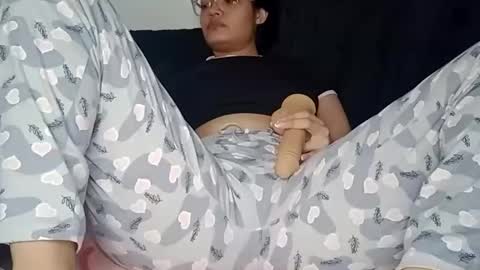 Annie online show from January 2025 12:00:02 AM