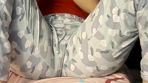 Annie online show from February 2025 09:08:02 PM