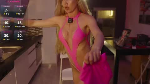 sunshineanna86 online show from June 2026 08:23:01 PM