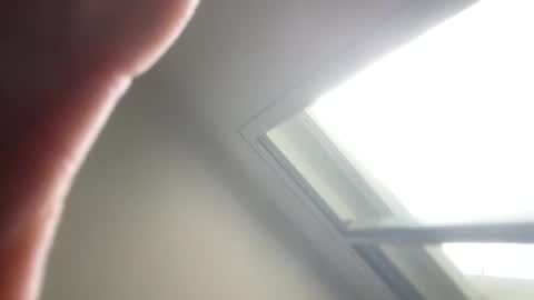 sunsyyy online show from May 2026 12:32:01 PM