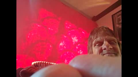 Snapshot of suntroll chatting on December 2024 03:19:01 PM Suntroll online show from December 2024 03:19:01 PM