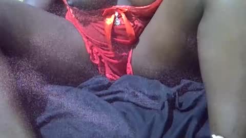 Snapshot of suoergila chatting on November 2025 11:48:01 PM Liz online show from November 2025 11:48:01 PM