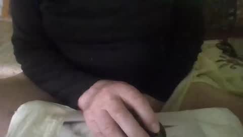 suomilao1 online show from December 2025 01:13:01 AM