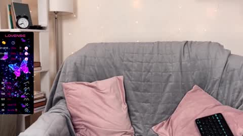 Snapshot of super_peach_stream chatting on December 2024 01:17:02 PM ANNApvt open full info in bio online show from December 2024 01:17:02 PM