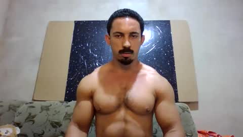 Snapshot of superbigmr chatting on October 2025 09:38:01 PM james online show from October 2025 09:38:01 PM