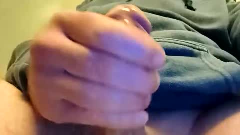 superflieseyes online show from November 2025 10:39:02 AM