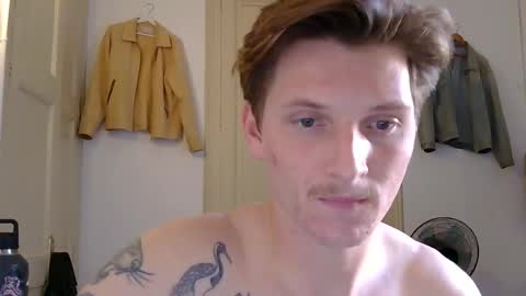 Ctrl My Body online show from November 2025 02:28:02 PM