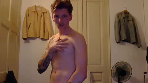 Ctrl My Body online show from December 2025 09:31:02 PM