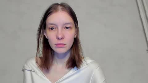 Una online show from May 2026 09:45:01 PM