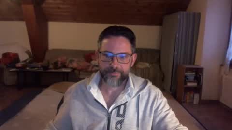 supersquirrel81 online show from November 2025 04:01:02 PM