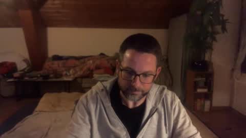 supersquirrel81 online show from December 2025 05:19:02 PM