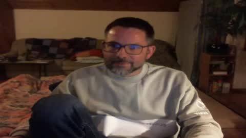 Snapshot of supersquirrel81 chatting on April 2026 07:30:02 PM supersquirrel81 online show from April 2026 07:30:02 PM
