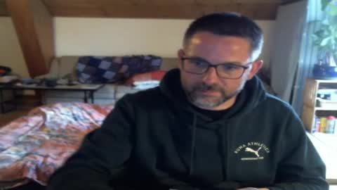 Snapshot of supersquirrel81 chatting on May 2026 03:40:02 PM supersquirrel81 online show from May 2026 03:40:02 PM