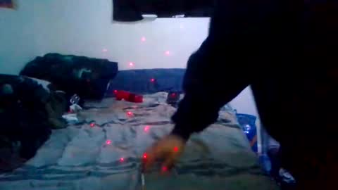 Snapshot of surecartermayne90 chatting on November 2025 07:19:01 AM BumbleBeeTuna93 online show from November 2025 07:19:01 AM