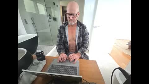 surfdog2908 online show from May 2026 12:52:02 AM