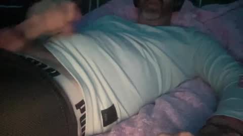 Snapshot of surfguy82 chatting on September 2025 03:42:02 AM SurfGuy82 online show from September 2025 03:42:02 AM