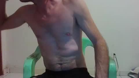 Snapshot of surfsup34 chatting on December 2024 11:46:02 PM surfsup34 online show from December 2024 11:46:02 PM