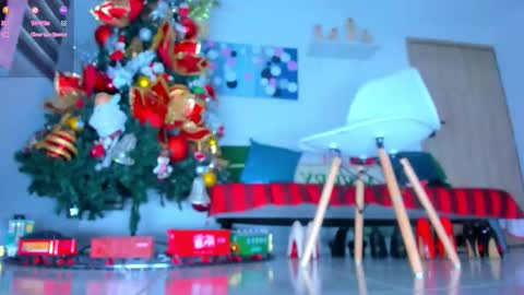 Snapshot of susan_parker01 chatting on November 2025 12:48:01 PM susan_parker01 online show from November 2025 12:48:01 PM