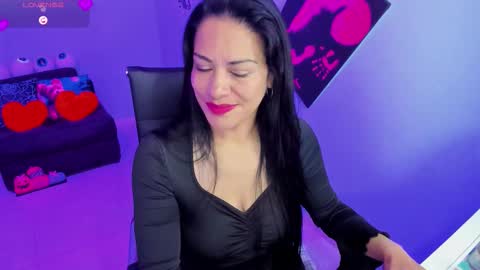 susan ramires online show from October 2025 06:30:02 PM