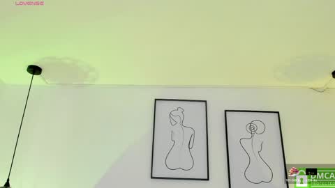 Susan online show from April 2026 08:35:02 PM