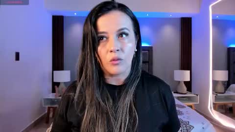 Snapshot of susann_ross chatting on November 2025 11:38:02 AM Susan Everyday From 0530 to 1430 Col Time online show from November 2025 11:38:02 AM