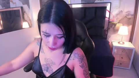 Snapshot of susanvilla chatting on June 2026 08:11:02 PM susanvilla online show from June 2026 08:11:02 PM