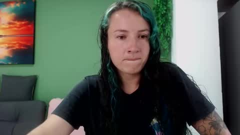 Susi online show from March 2026 10:06:01 PM