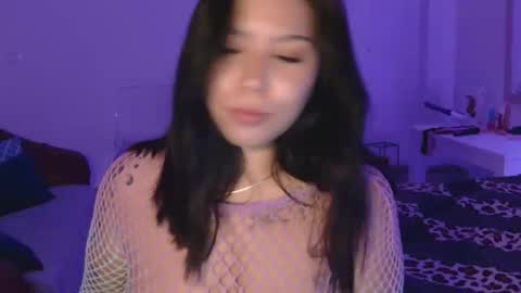 Snapshot of susiesunny chatting on November 2025 09:19:02 AM susana online show from November 2025 09:19:02 AM