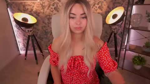 Susie online show from July 2026 04:19:01 AM