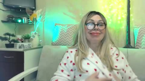 SusiexNoreen online show from February 2026 08:40:02 AM