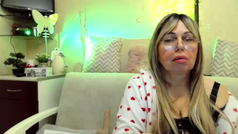 SusiexNoreen online show from April 2026 04:42:01 AM