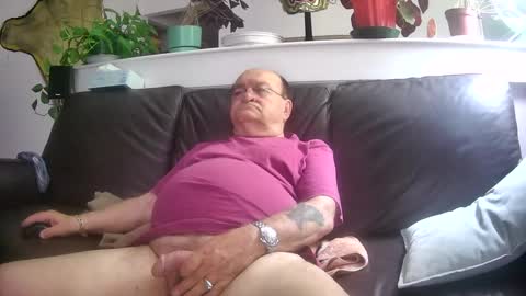 Otto online show from October 2025 02:04:01 PM