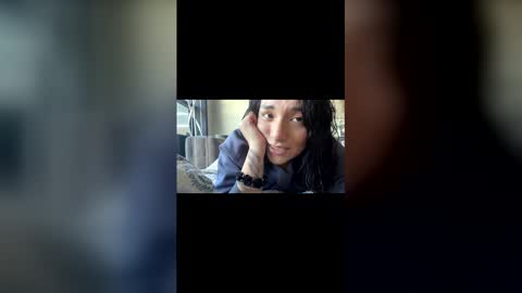 Snapshot of suzyishellawet chatting on November 2025 07:36:02 PM Suzy online show from November 2025 07:36:02 PM