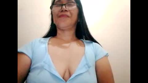Snapshot of suzzie_hot chatting on February 2025 11:58:01 AM suzzie_hot online show from February 2025 11:58:01 AM