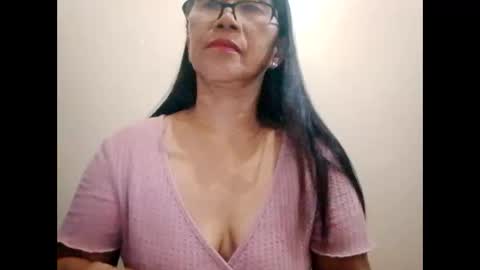 Snapshot of suzzie_hot chatting on February 2025 10:34:01 AM suzzie_hot online show from February 2025 10:34:01 AM