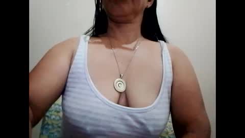 Snapshot of suzzie_hot chatting on February 2025 09:16:02 PM suzzie_hot online show from February 2025 09:16:02 PM
