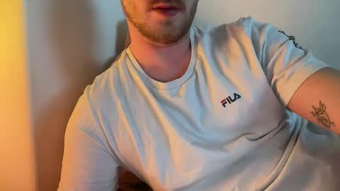 Snapshot of sven118189 chatting on November 2025 02:54:01 PM sven118189 online show from November 2025 02:54:01 PM