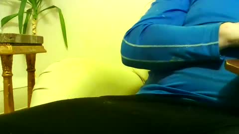 Snapshot of sven_eber chatting on January 2025 08:50:01 PM Peter online show from January 2025 08:50:01 PM